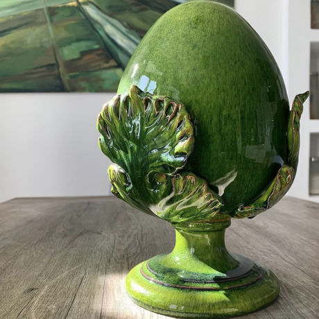 Picture of Egg with leaves colour green olives press